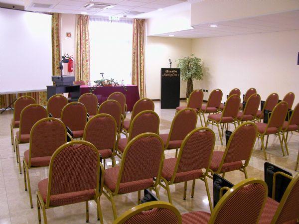 Hotel Executive Meeting & Events Udine Eksteriør bilde
