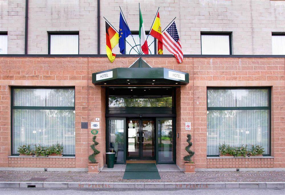 Hotel Executive Meeting & Events Udine Eksteriør bilde
